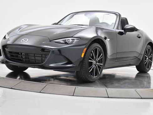 New 2026 MAZDA MX-5 Miata Grand Touring w/ Weather Package RWD image 15