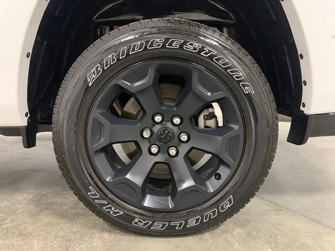 Used 2026 RAM 1500 Big Horn AWD/4WD image 4