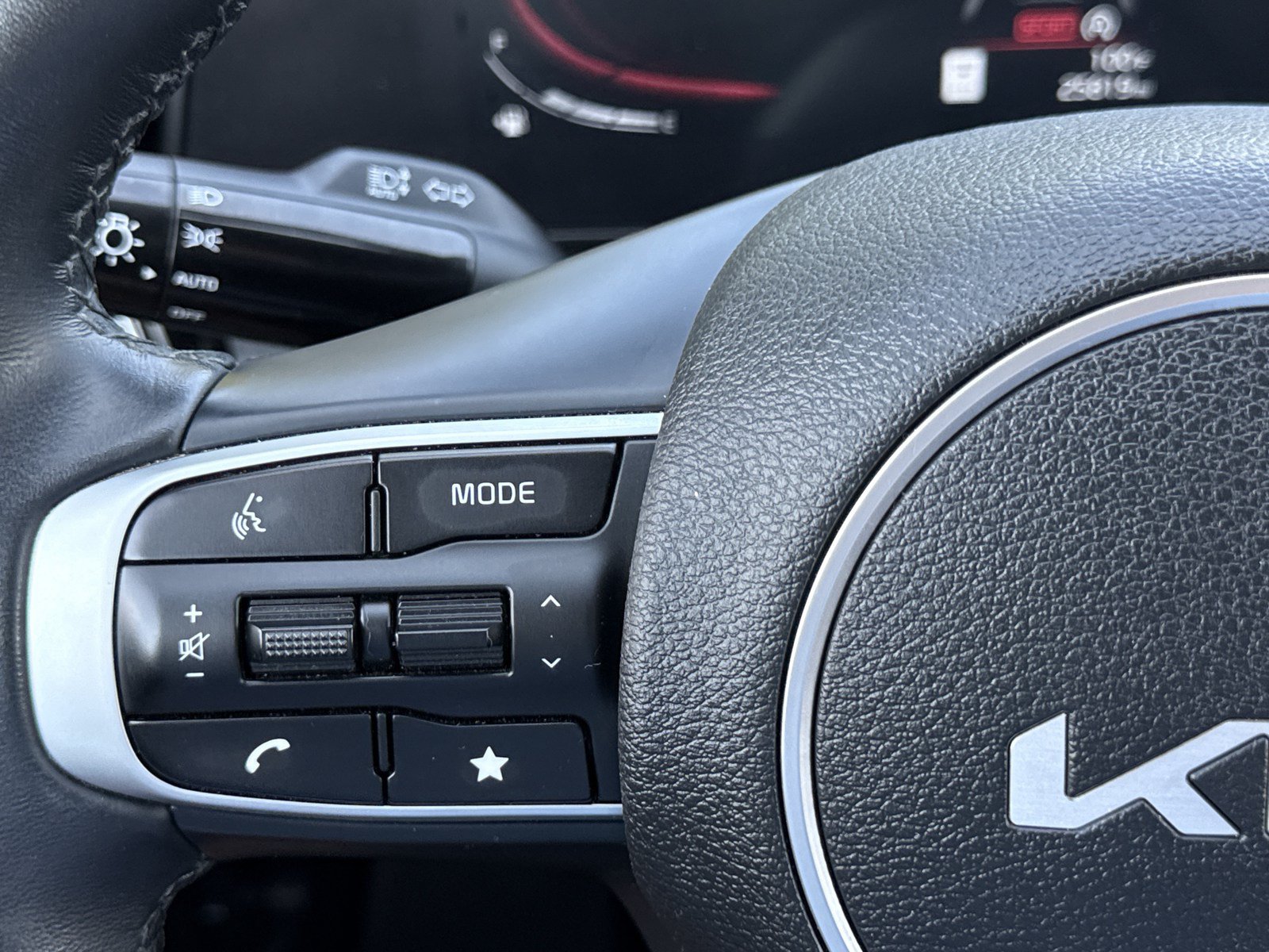 Used 2024 Kia Sportage X-Line w/ X-Line Premium Package AWD/4WD image 23
