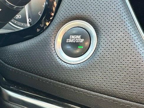 Certified 2023 Cadillac XT5 Premium Luxury AWD/4WD image 27