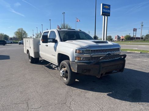 Used 2019 Chevrolet Silverado 3500 W/T w/ WT Convenience Package image 2