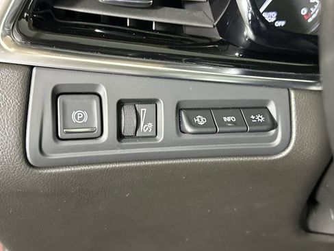 Used 2023 Cadillac XT6 Sport w/ Platinum Package AWD/4WD image 21