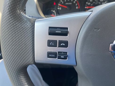 Used 2019 Nissan Frontier S RWD image 16