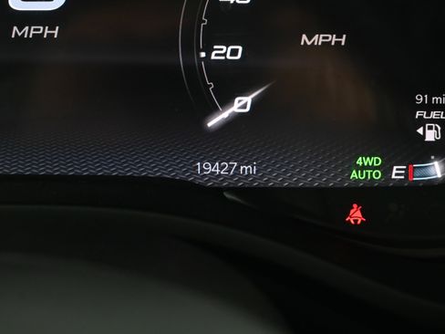 Used 2025 RAM 1500 Limited image 26