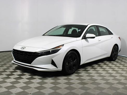 Used 2021 Hyundai Elantra SEL FWD image 24