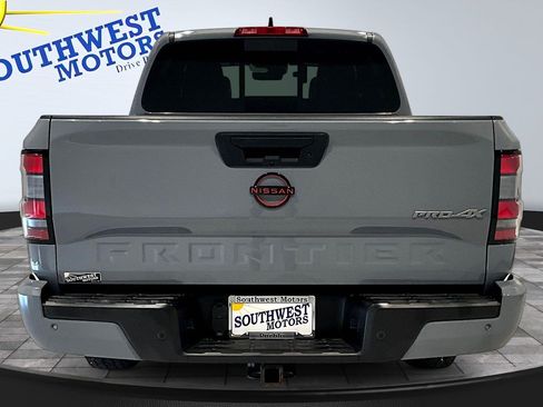Used 2023 Nissan Frontier PRO-4X w/ Pro-4X Premium Package AWD/4WD image 5