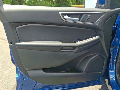 Used 2023 Ford Edge SEL AWD/4WD image 12