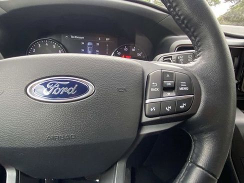 Certified 2020 Ford Explorer XLT w/ Equipment Group 202A RWD image 32