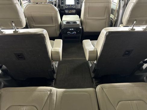 Used 2019 Ford Expedition Limited w/ Equipment Group 302A RWD image 33