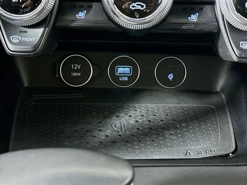 Used 2023 Genesis G70 2.0T w/ Sport Prestige Package image 26