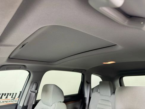 Used 2022 Honda CR-V EX image 3