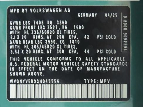 New 2025 Volkswagen ID. Buzz Pro S Plus image 34