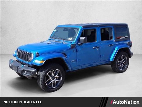Used 2024 Jeep Wrangler Unlimited w/ Convenience Group AWD/4WD image 1