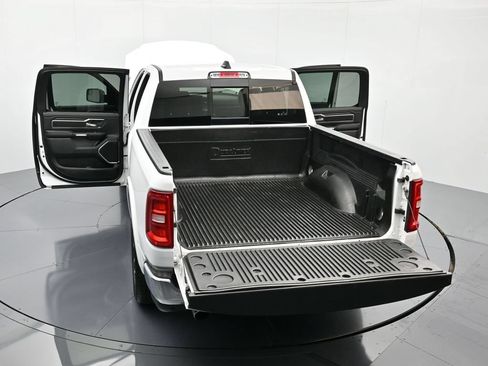 Used 2025 RAM 1500 Laramie AWD/4WD image 41