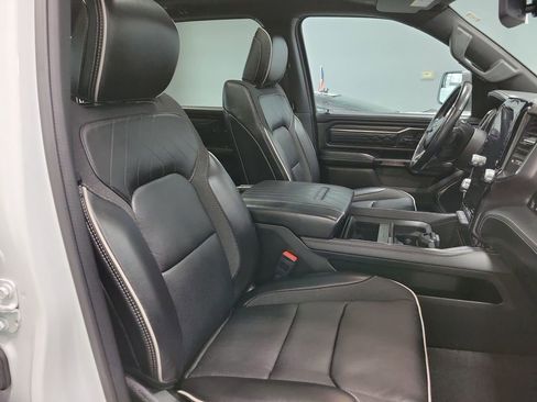 Used 2025 RAM 1500 Limited image 16