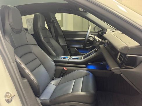 Used 2025 Porsche Taycan 4 image 24