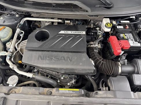 Used 2023 Nissan Rogue S image 17
