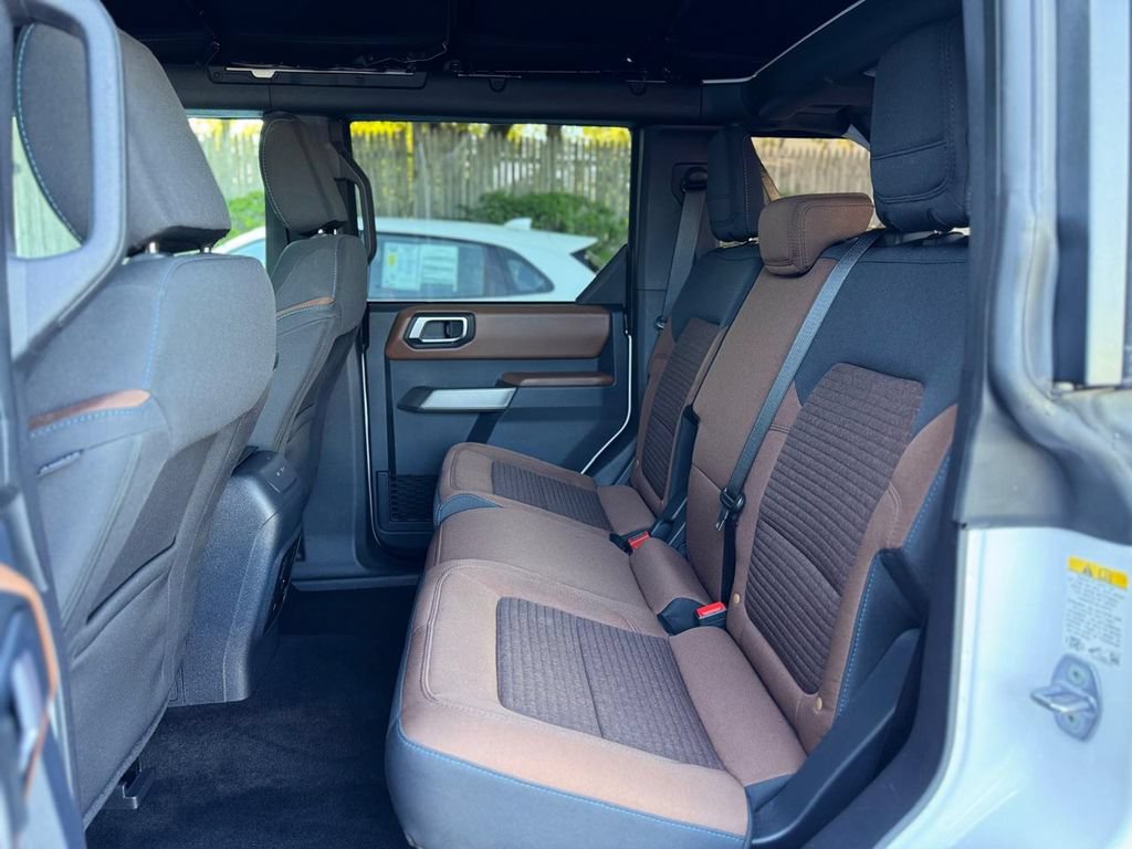 Used 2023 Ford Bronco Outer Banks AWD/4WD image 24