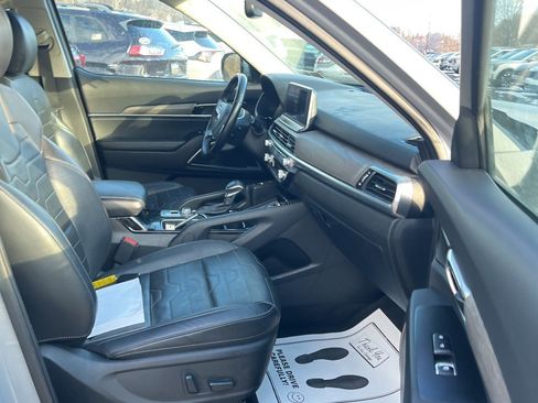 Used 2021 Kia Telluride SX w/ SX Prestige Package image 12