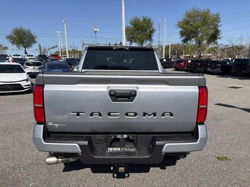 Used 2025 Toyota Tacoma SR5 image 3