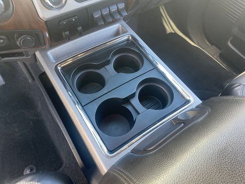 Used 2015 Ford F350 Lariat w/ Lariat Interior Package image 15