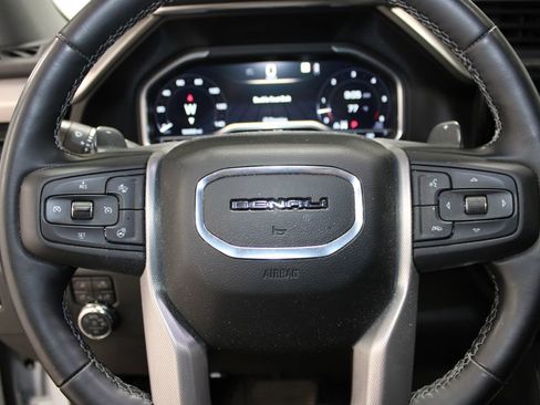 Used 2023 GMC Sierra 1500 Denali w/ Denali Reserve Package AWD/4WD image 18