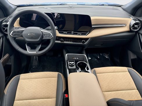 Used 2025 Chevrolet Equinox ACTIV w/ Convenience Package III image 14