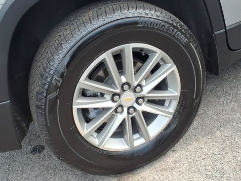 Certified 2023 Chevrolet Traverse LT w/ LPO, Floor Liner Package AWD/4WD image 7