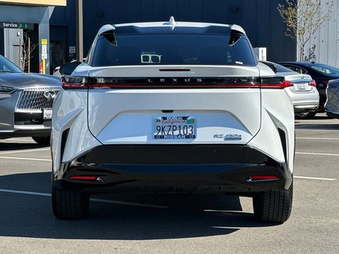 Used 2023 Lexus RZ 450e Premium w/ Technology Package image 5