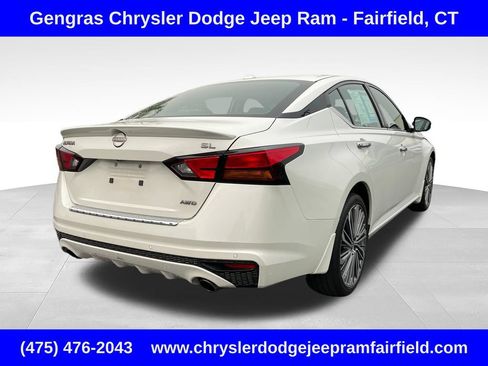 Used 2023 Nissan Altima 2.5 SL AWD/4WD image 7