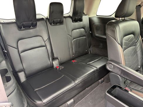 Used 2023 Nissan Pathfinder Platinum AWD/4WD image 27