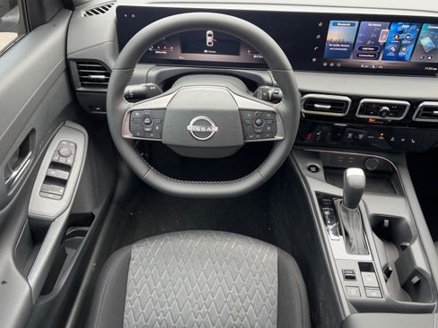 New 2026 Nissan Sentra SV w/ SV Convenience Package FWD image 14