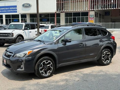 Used 2017 Subaru Crosstrek 2.0i Limited AWD/4WD image 4
