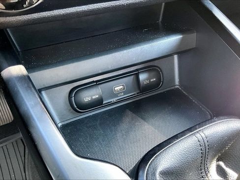 Used 2021 Kia Soul LX FWD image 32