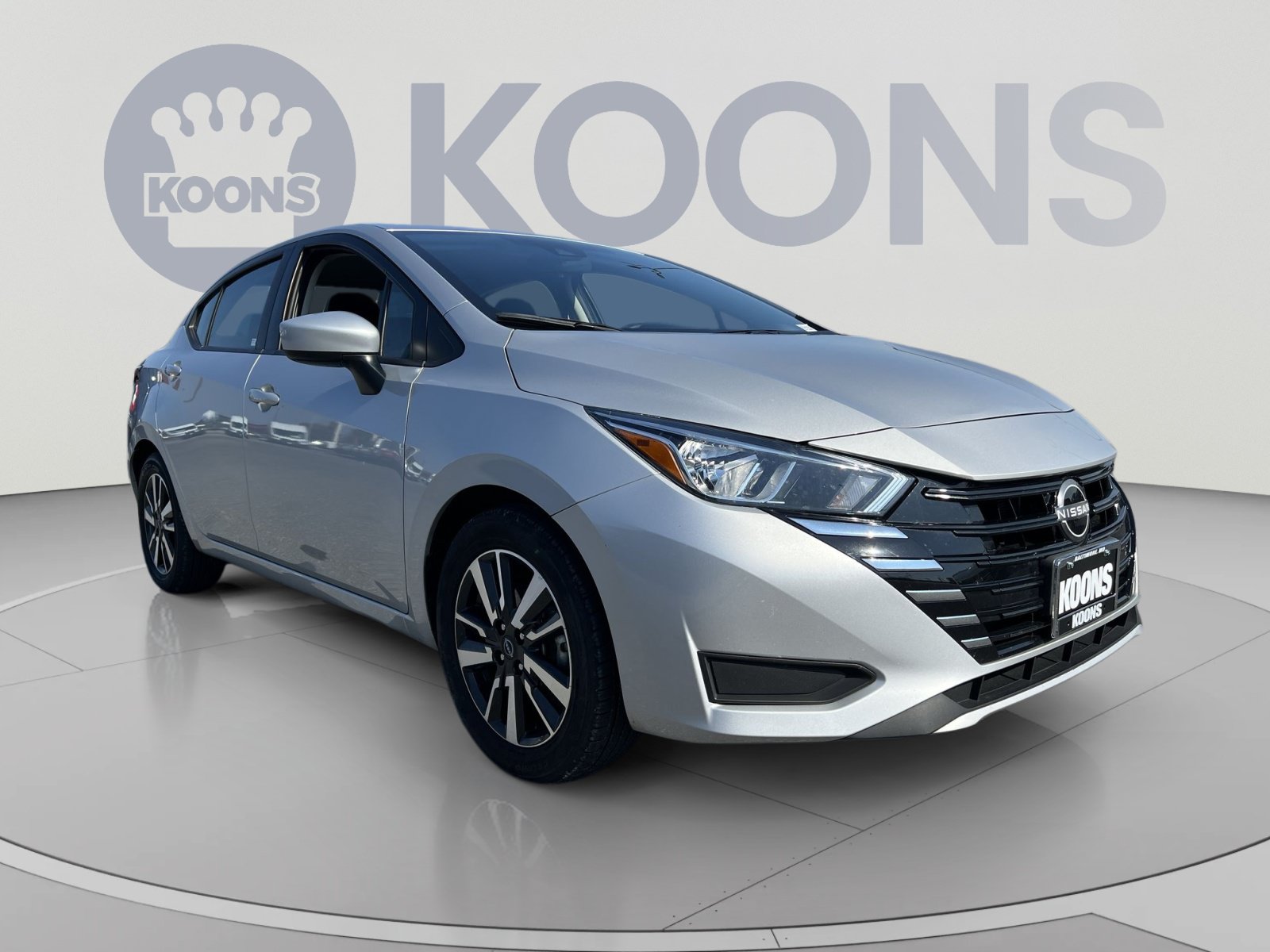 Used 2024 Nissan Versa SV FWD image 10