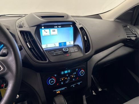 Used 2018 Ford Escape SE w/ SE Sync 3 Package FWD image 38