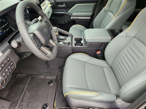 New 2025 Toyota Tacoma Trailhunter image 9