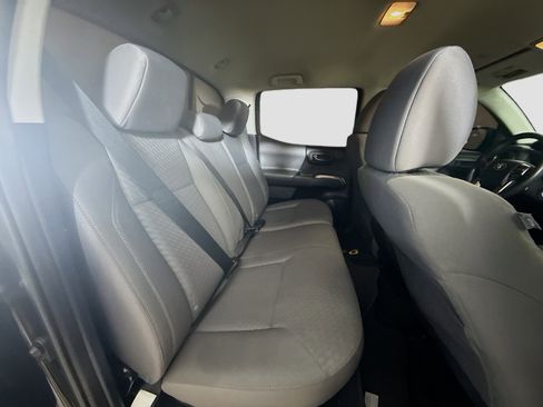 Used 2021 Toyota Tacoma TRD Sport image 26