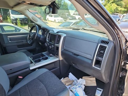Used 2015 RAM 1500 Big Horn AWD/4WD image 17