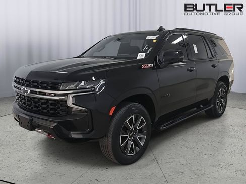 Used 2022 Chevrolet Tahoe Z71 w/ Luxury Package AWD/4WD image 1