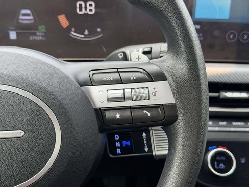Used 2025 Hyundai Sonata SEL FWD image 10
