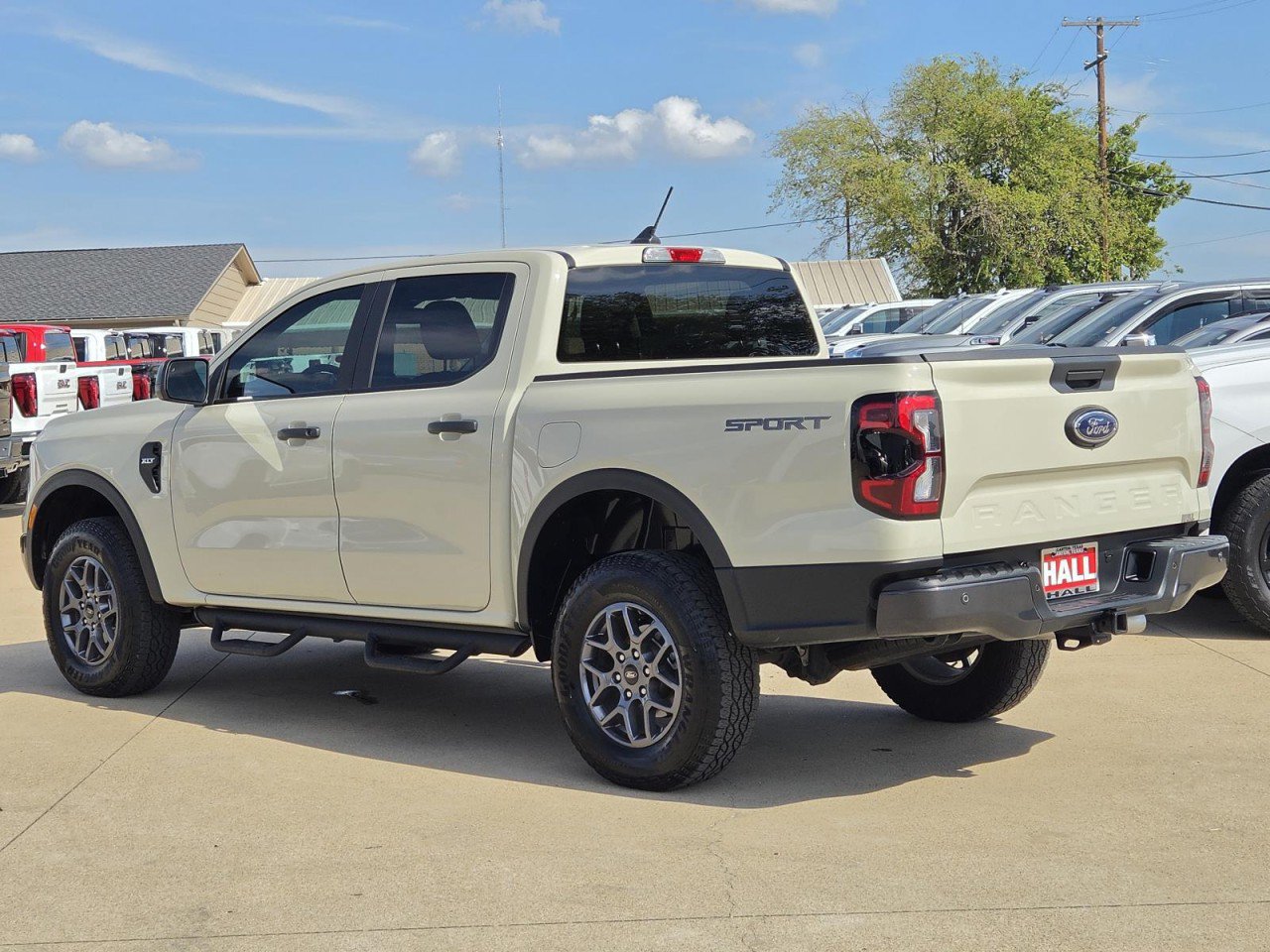 Used 2025 Ford Ranger XLT w/ Trailer Tow Package RWD image 6