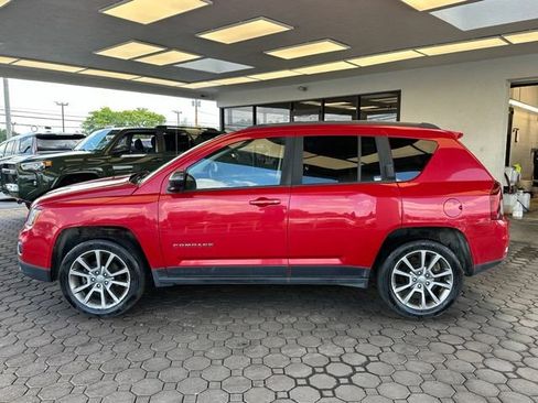 Used 2017 Jeep Compass Sport w/ Power Value Group AWD/4WD image 2