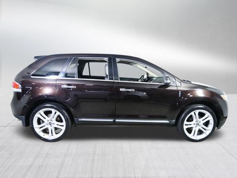 Used 2013 Lincoln MKX AWD image 8