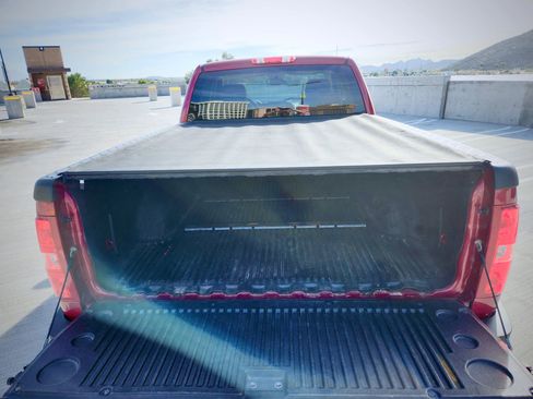 Used 2007 Chevrolet Silverado 2500 LT w/ Suspension Package, Off-Road AWD/4WD image 13