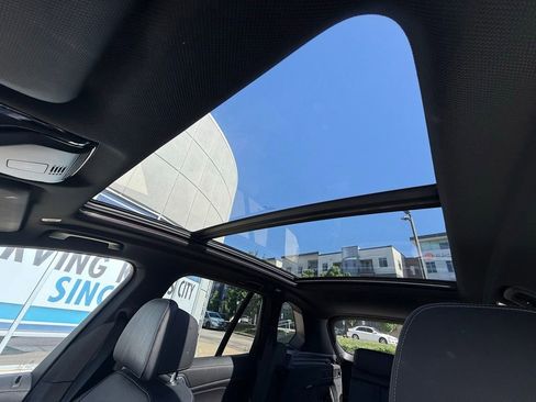 Used 2019 BMW X5 xDrive50i w/ Luxury Seating Package AWD/4WD image 14