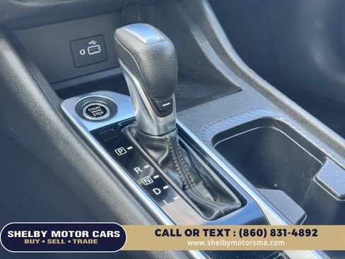 Used 2020 Nissan Sentra S image 11