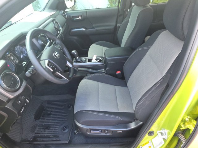Used 2023 Toyota Tacoma TRD Off-Road AWD/4WD image 17
