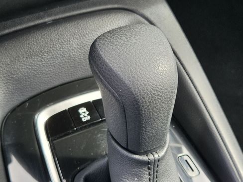 Used 2026 Toyota Corolla LE FWD image 21