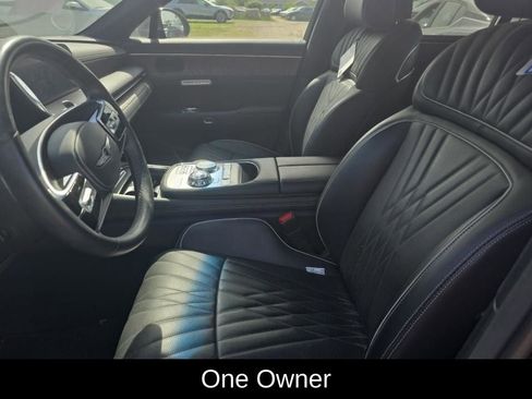 Used 2023 Genesis G90 3.5T AWD/4WD image 3